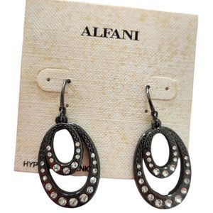 🎁🎁🔥🔥BNWT: Alfani Rhinestone Earrings🔥🔥🎁🎁